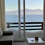 Sunny Bay