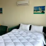Sunny Bay