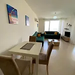 아파트 Sunny Bay Sarandë