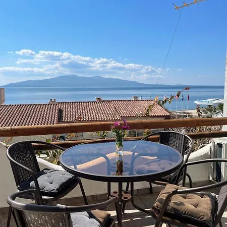 Διαμέρισμα Sunny Bay *