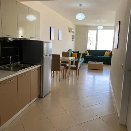 Sunny Bay * Sarandë