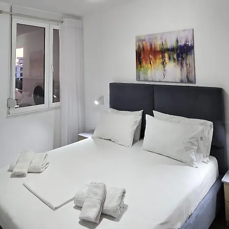 Sunny Bay Apartamento Sarandë