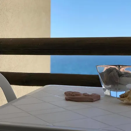 Sunny Bay Apartamento Sarandë