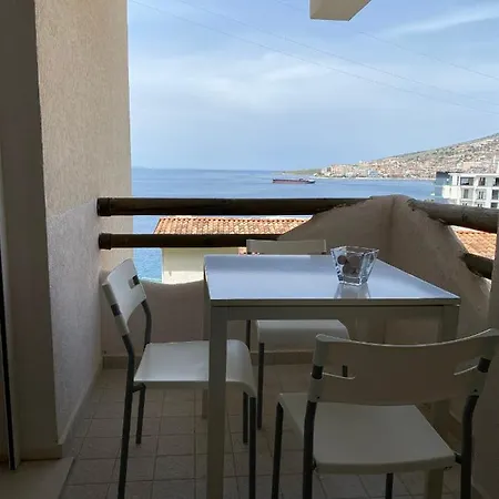 Sunny Bay Apartment *