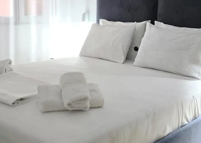 Sunny Bay * Sarandë